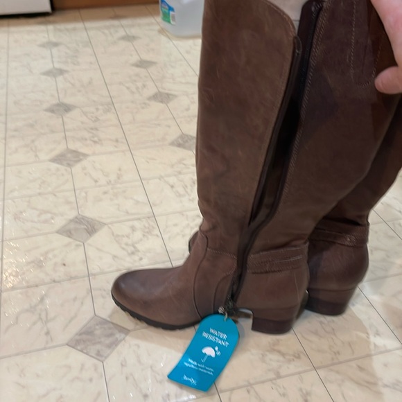 new JAMBU Chai 6.5 Tan Leather WATER RESISTANT Zip Knee High Riding Tall Boots - Picture 2 of 12